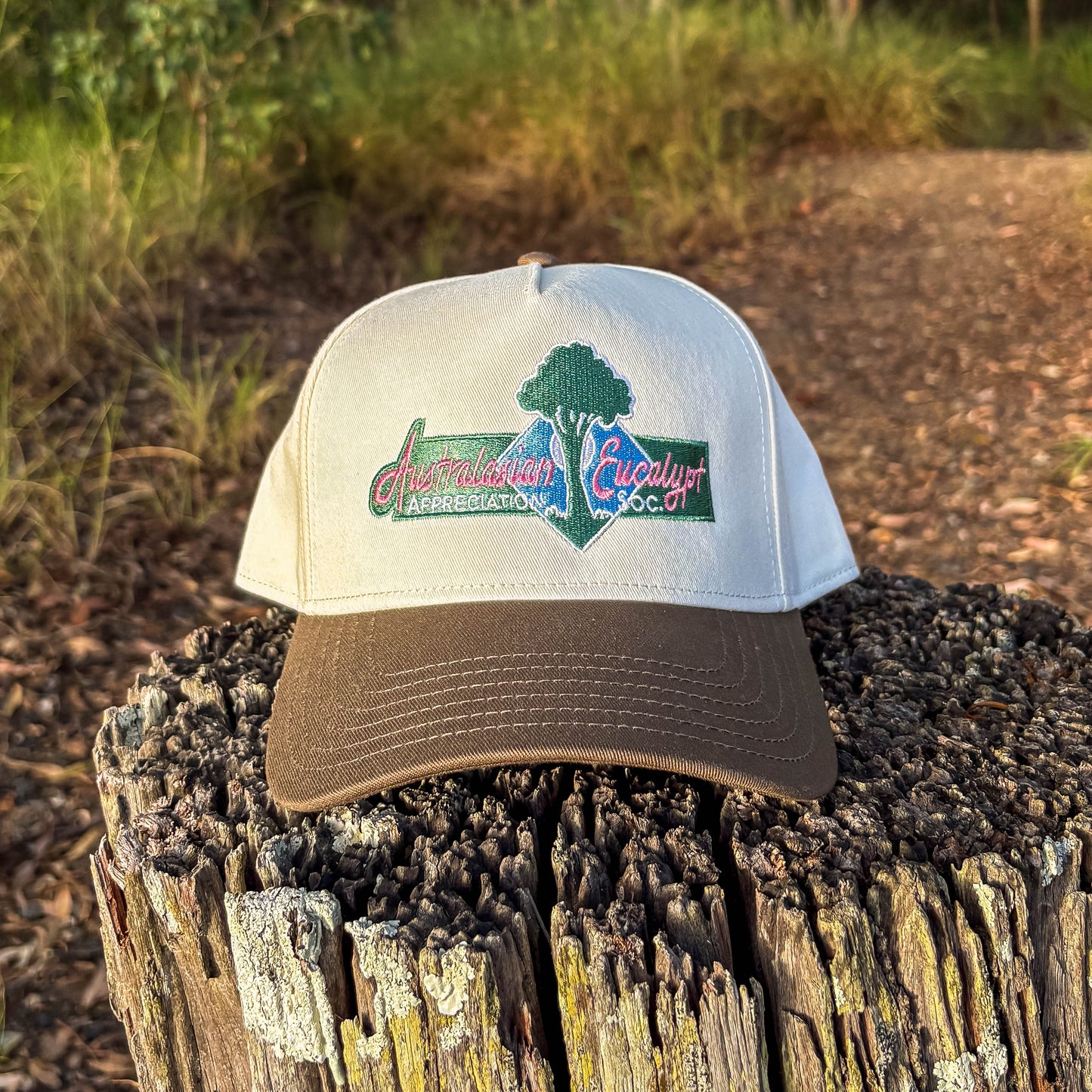 Australasian Eucalypt Society Two Tone Walnut / Natural Cap